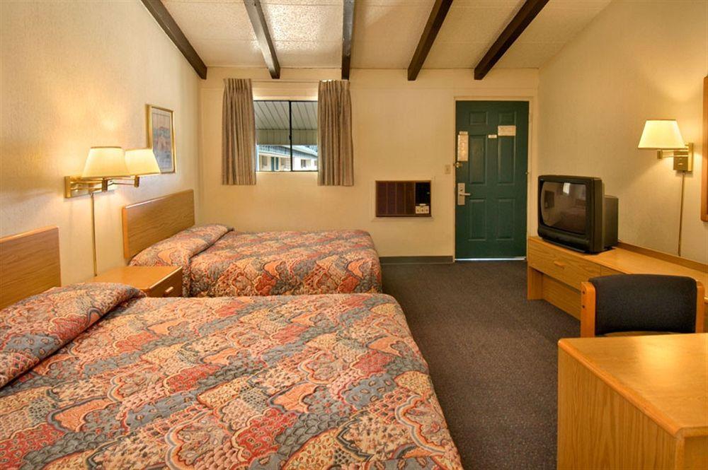 Peoria Inn Tulsa Extérieur photo