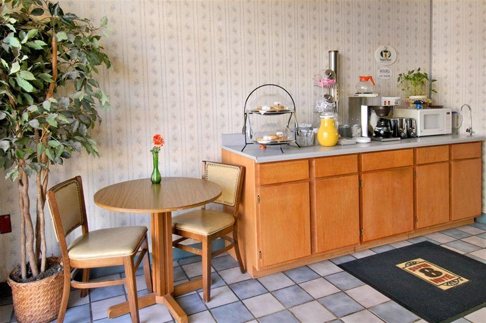 Peoria Inn Tulsa Extérieur photo