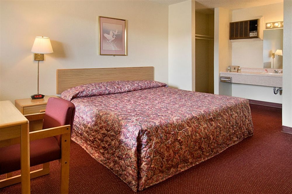 Peoria Inn Tulsa Extérieur photo